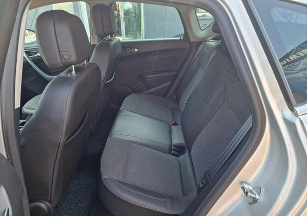 Opel Astra cena 27990 przebieg: 229833, rok produkcji 2014 z Tarnowskie Góry małe 596